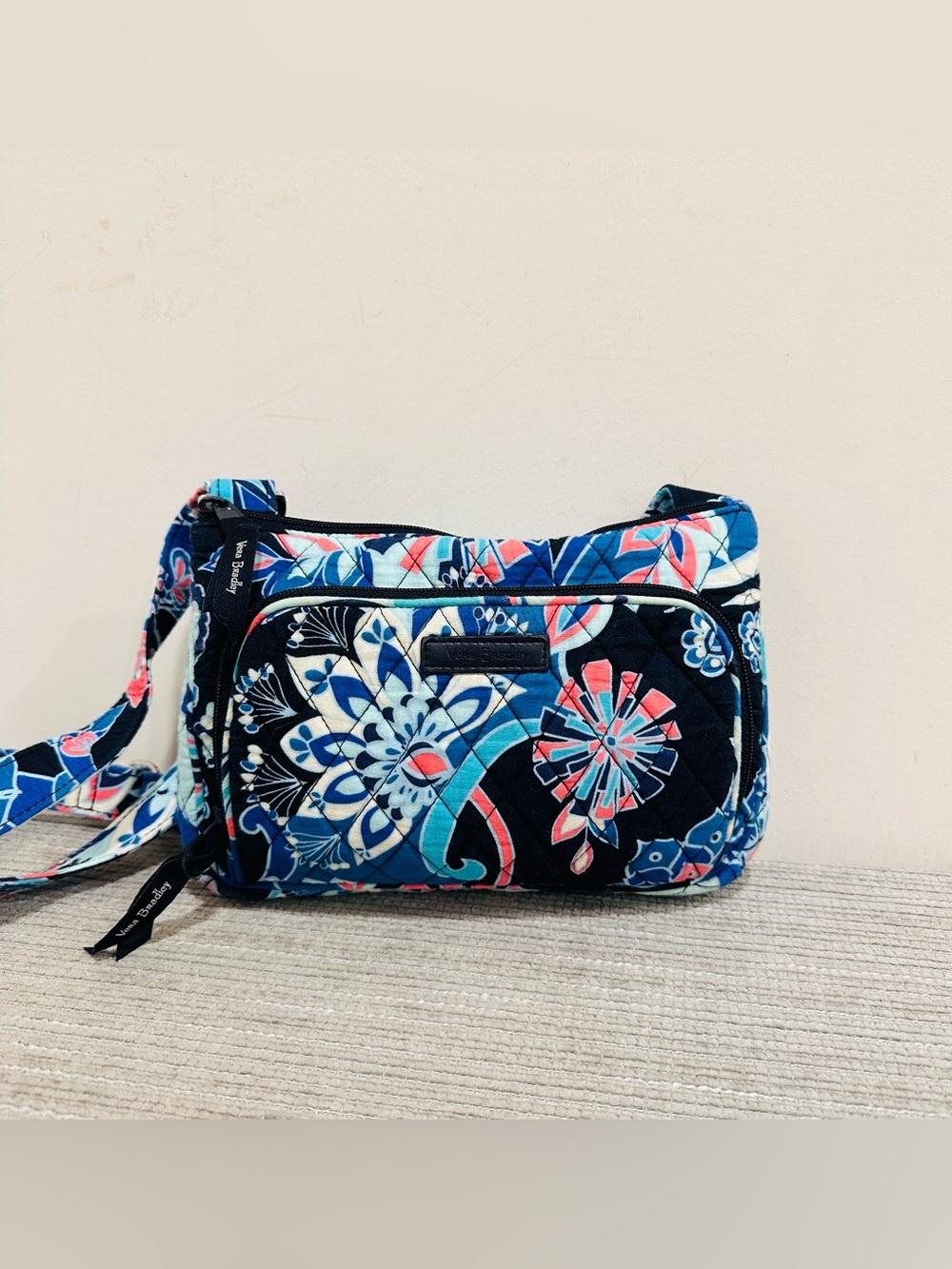 Vera Bradley Little Hipster Crossbody Bag Lotus Flower Swirl Quilted Floral